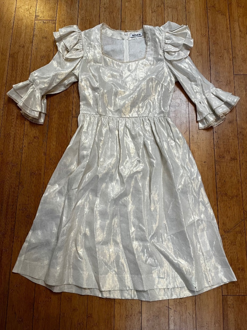 Batsheva classic victorian prairie dress small shimmering cream size small 0